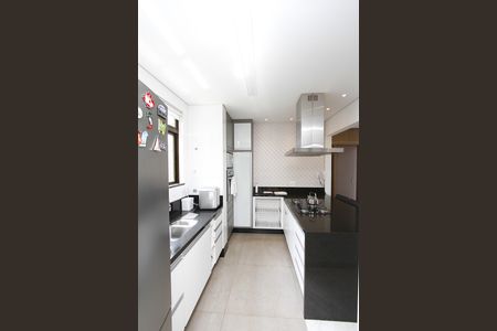 Apartamento à venda com 140m², 4 quartos e 3 vagasCozinha