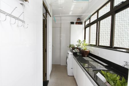 Apartamento à venda com 140m², 4 quartos e 3 vagasÁrea de Serviço