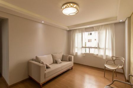 Apartamento para alugar com 76m², 3 quartos e 1 vagaSala