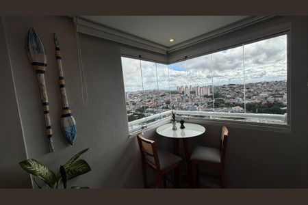 Apartamento à venda com 55m², 2 quartos e 1 vagaSala - Sala de Jantar Varanda