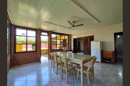 Casa para alugar com 150m², 2 quartos e 3 vagasÁrea Comum 