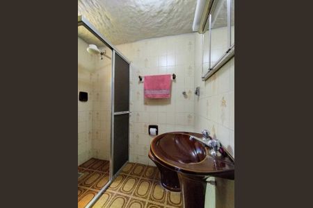 Casa para alugar com 150m², 2 quartos e 3 vagasBanheiro 1