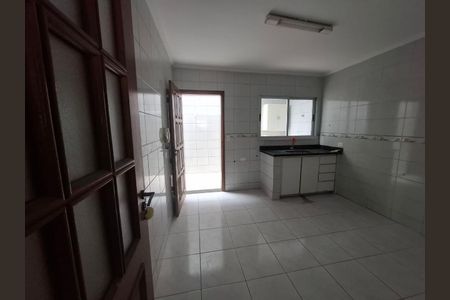 Casa para alugar com 70m², 2 quartos e 2 vagas