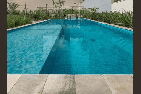 Apartamento para alugar com 263m², 4 quartos e 6 vagas