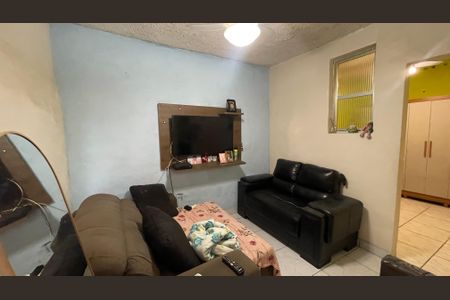 Sala de casa para alugar com 2 quartos, 60m² em Jardim Carioca, Rio de Janeiro