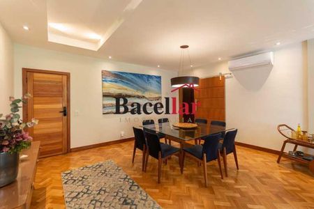 Apartamento à venda com 3 quartos, 154m² em Copacabana, Rio de Janeiro
