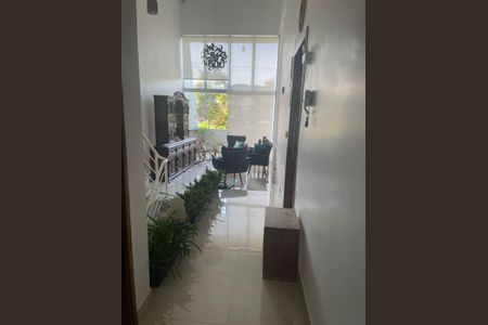 Casa para alugar com 4 quartos, 210m² em Vila Pedra Branca, São Paulo