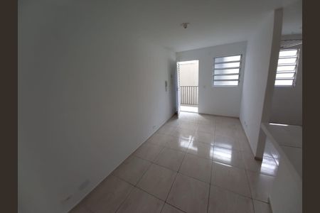 Casa para alugar com 1 quarto, 32m² em Jardim Cachoeira, São Paulo