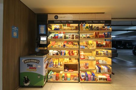 Apartamento à venda com 84m², 2 quartos e 2 vagasÁrea comum - Mercado 