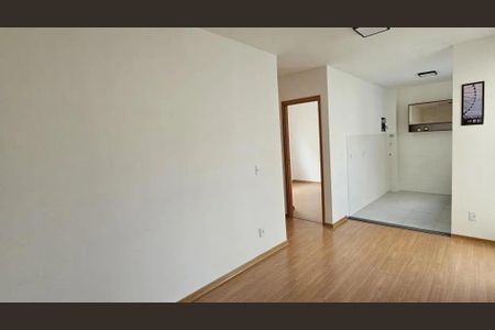Apartamento para alugar com 47m², 2 quartos e 1 vaga Apartamento para alugar com 47m², 2 quartos e 1 vagaSala