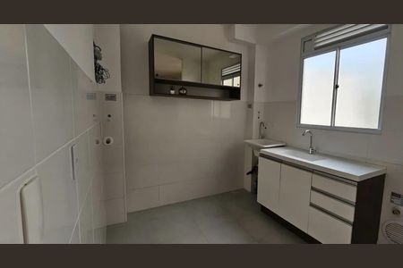 Cozinha de apartamento para alugar com 2 quartos, 47m² em Restinga, Porto Alegre