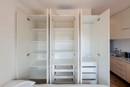 Studio para alugar com 19m², 1 quarto e sem vagaArmários