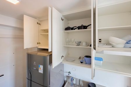Studio para alugar com 19m², 1 quarto e sem vagaCozinha - Armários