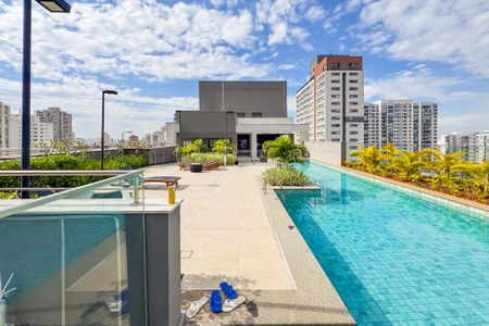 Studio para alugar com 19m², 1 quarto e sem vagaPiscina