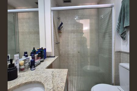 Apartamento à venda com 132m², 2 quartos e 1 vagaSuíte 