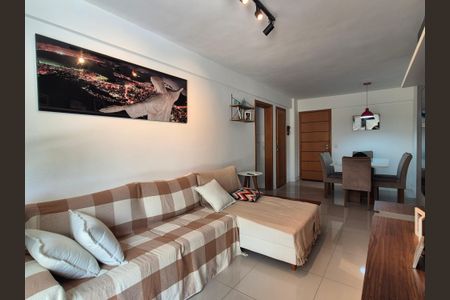 Apartamento à venda com 132m², 2 quartos e 1 vagaSala 