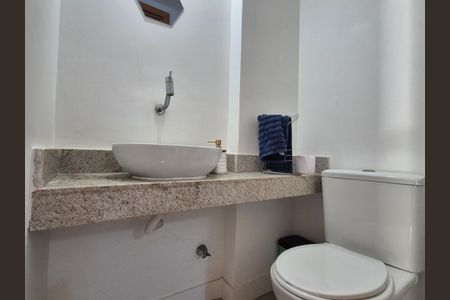 Apartamento à venda com 132m², 2 quartos e 1 vagaLavabo 