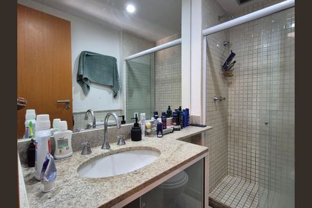 Apartamento à venda com 132m², 2 quartos e 1 vagaSuíte 