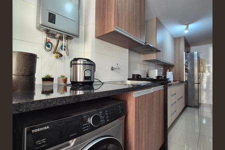Apartamento à venda com 132m², 2 quartos e 1 vagaÁrea de Serviço 