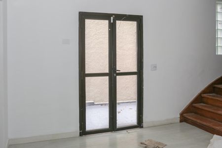 Casa para alugar com 140m², 2 quartos e 6 vagasSala