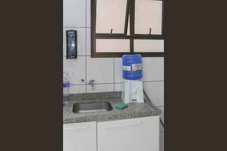 Casa para alugar com 140m², 2 quartos e 6 vagasCozinha