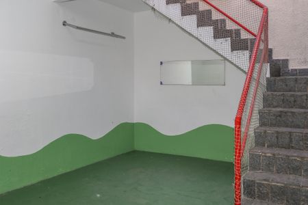 Casa para alugar com 140m², 2 quartos e 6 vagasSalão
