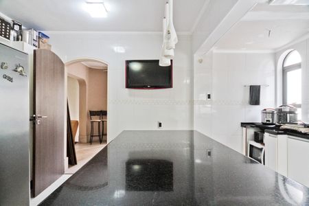 Apartamento à venda com 200m², 3 quartos e 2 vagasCozinha