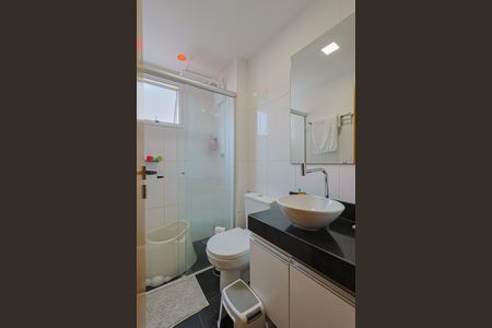 Apartamento à venda com 107m², 3 quartos e 2 vagasBanheiro