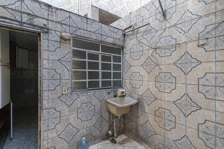 Casa para alugar com 60m², 1 quarto e sem vagaÁrea de Serviço