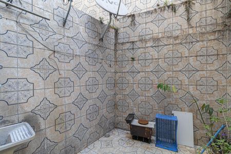 Casa para alugar com 60m², 1 quarto e sem vagaÁrea de Serviço