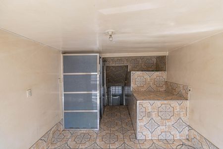 Quarto de casa para alugar com 1 quarto, 60m² em Vila Paranagua, São Paulo