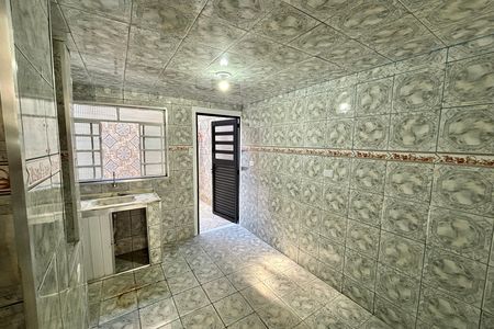 Cozinha  de casa para alugar com 1 quarto, 60m² em Vila Paranagua, São Paulo