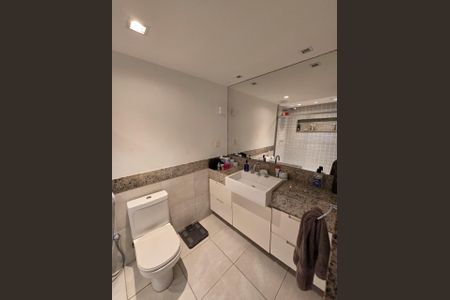 Apartamento para alugar com 80m², 2 quartos e 1 vagaBanheiro