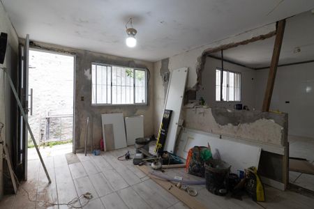 Sala de casa à venda com 2 quartos, 70m² em Vila Nova Teresa, São Paulo