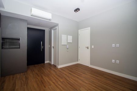 Sala / Cozinha  de apartamento para alugar com 1 quarto, 40m² em Boa Vista, Porto Alegre
