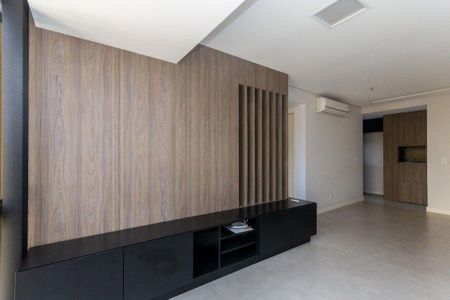 Sala  de apartamento para alugar com 1 quarto, 60m² em Petrópolis, Porto Alegre