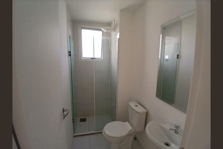 Banheiro  de apartamento para alugar com 2 quartos, 47m² em Ipanema, Porto Alegre