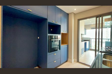 Apartamento à venda com 162m², 4 quartos e 2 vagas Apartamento à venda com 162m², 4 quartos e 2 vagasCozinha