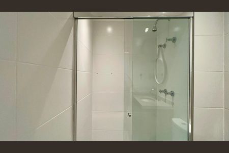 Apartamento à venda com 162m², 4 quartos e 2 vagas Apartamento à venda com 162m², 4 quartos e 2 vagasBanheiro