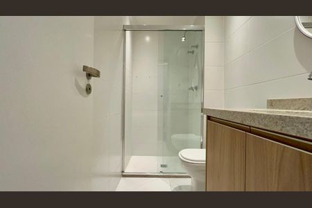 Apartamento à venda com 162m², 4 quartos e 2 vagas Apartamento à venda com 162m², 4 quartos e 2 vagasBanheiro