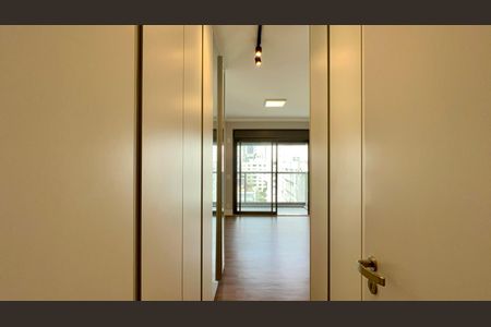 Apartamento à venda com 162m², 4 quartos e 2 vagas Apartamento à venda com 162m², 4 quartos e 2 vagasCloset da suíte 2