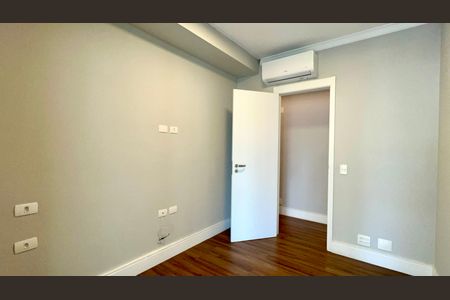 Apartamento à venda com 162m², 4 quartos e 2 vagas Apartamento à venda com 162m², 4 quartos e 2 vagasQuarto 1