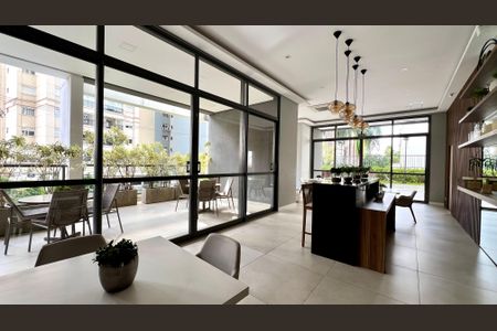 Apartamento à venda com 162m², 4 quartos e 2 vagas Apartamento à venda com 162m², 4 quartos e 2 vagasSalão de Festas