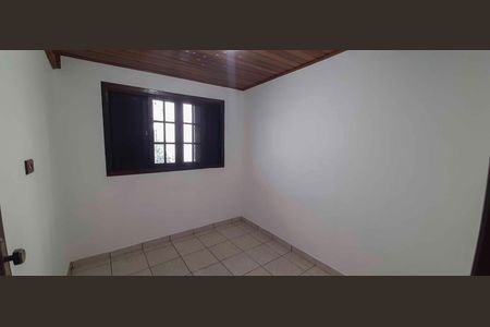 Quarto 2 de casa para alugar com 2 quartos, 75m² em Km 18, Osasco