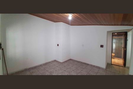 Sala de casa para alugar com 2 quartos, 75m² em Km 18, Osasco