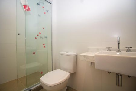 Banheiro  de apartamento para alugar com 1 quarto, 40m² em Boa Vista, Porto Alegre