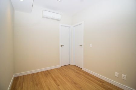 Quarto de apartamento para alugar com 1 quarto, 40m² em Boa Vista, Porto Alegre