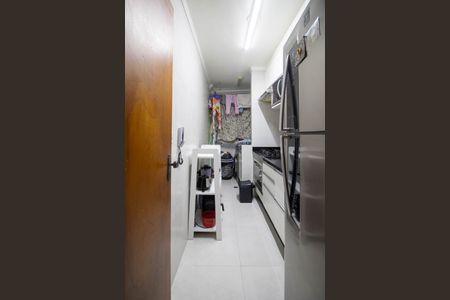 Apartamento para alugar com 60m², 2 quartos e 1 vaga Apartamento para alugar com 60m², 2 quartos e 1 vagaCozinha e Área de Serviço