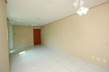Sala de apartamento à venda com 2 quartos, 108m² em Vila Pires, Santo André