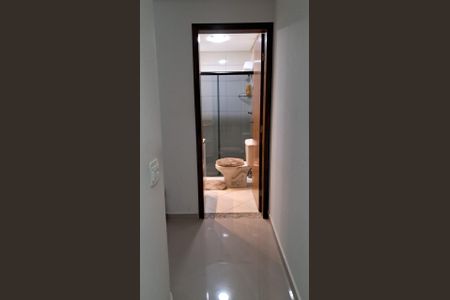 Banheiro de apartamento à venda com 3 quartos, 75m² em Vila Valparaíso, Santo André